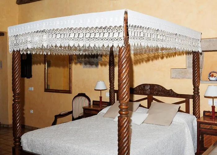 Kır Evi Mas Postius Muntanyola
