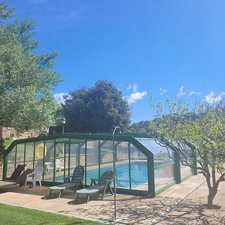 Mas Postius 컨트리하우스 *